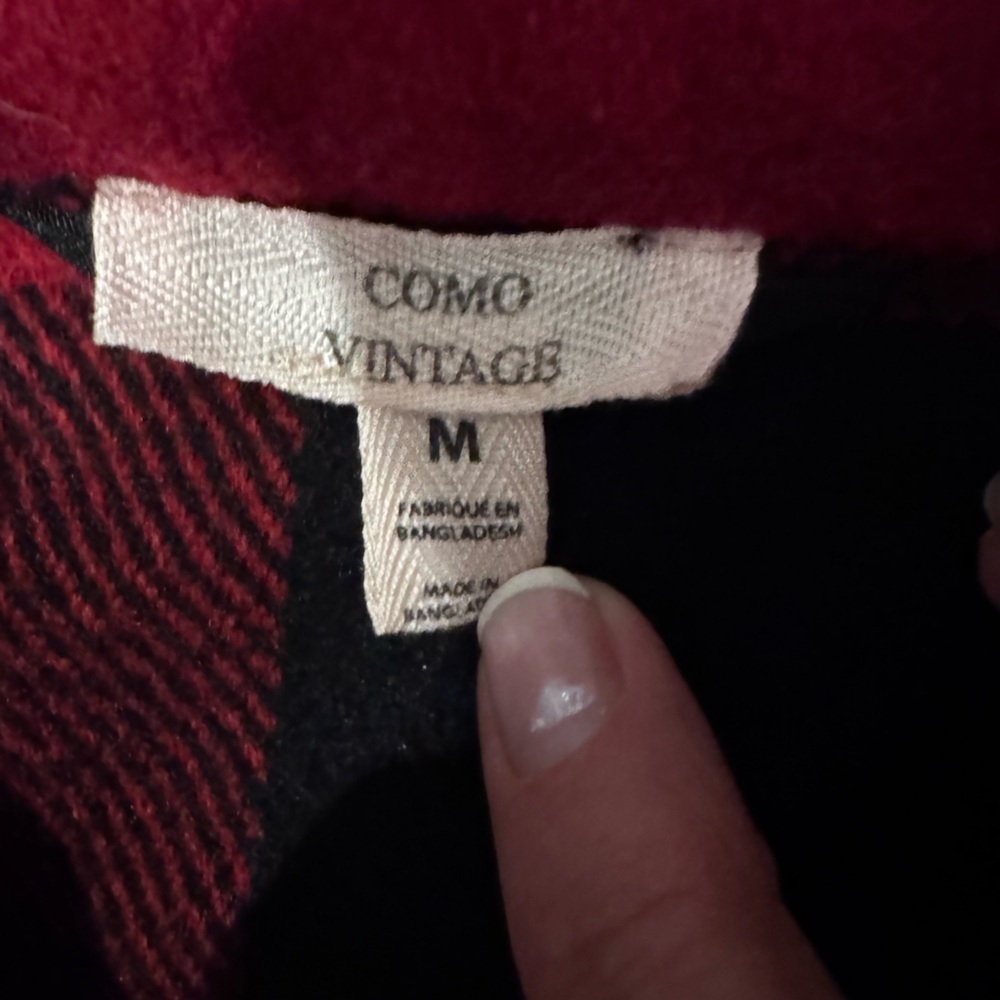Como Vintage Red and Black Plaid Women's Shacket - Picture 2 of 3